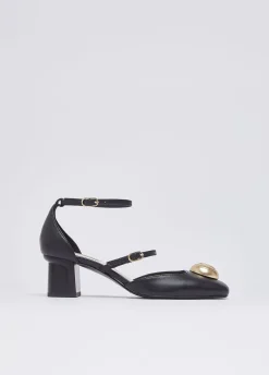 Two pieces in pelle