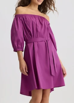 Vestito corto con spalle scoperte