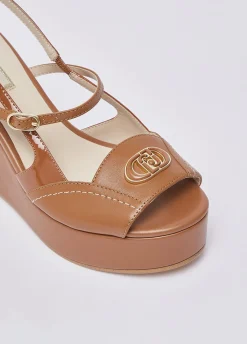 Zeppe slingback in pelle e vernice
